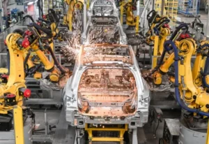 car manufacturing using robots in China