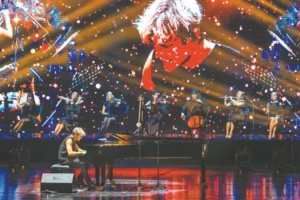 Maksim the pianist